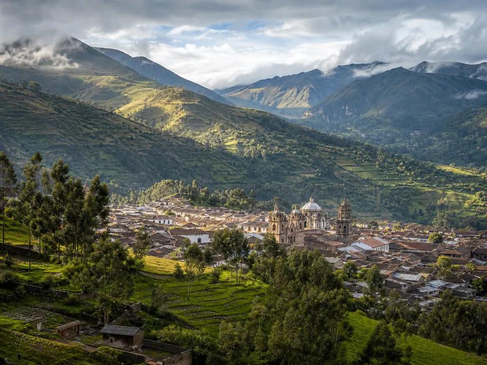 Cajamarca Histórico y Termal